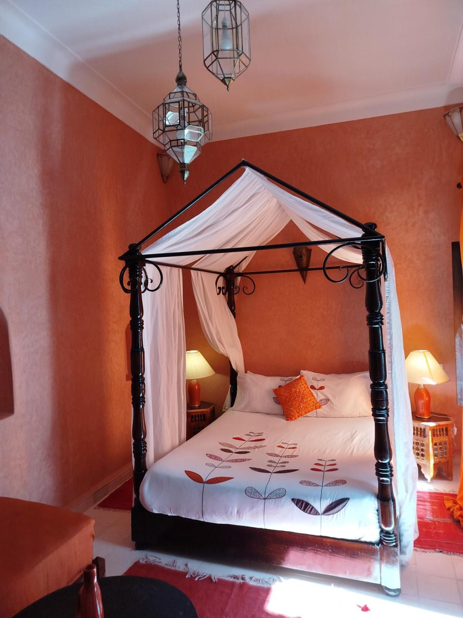 Riad Les Trois Mages Марракеш Экстерьер фото