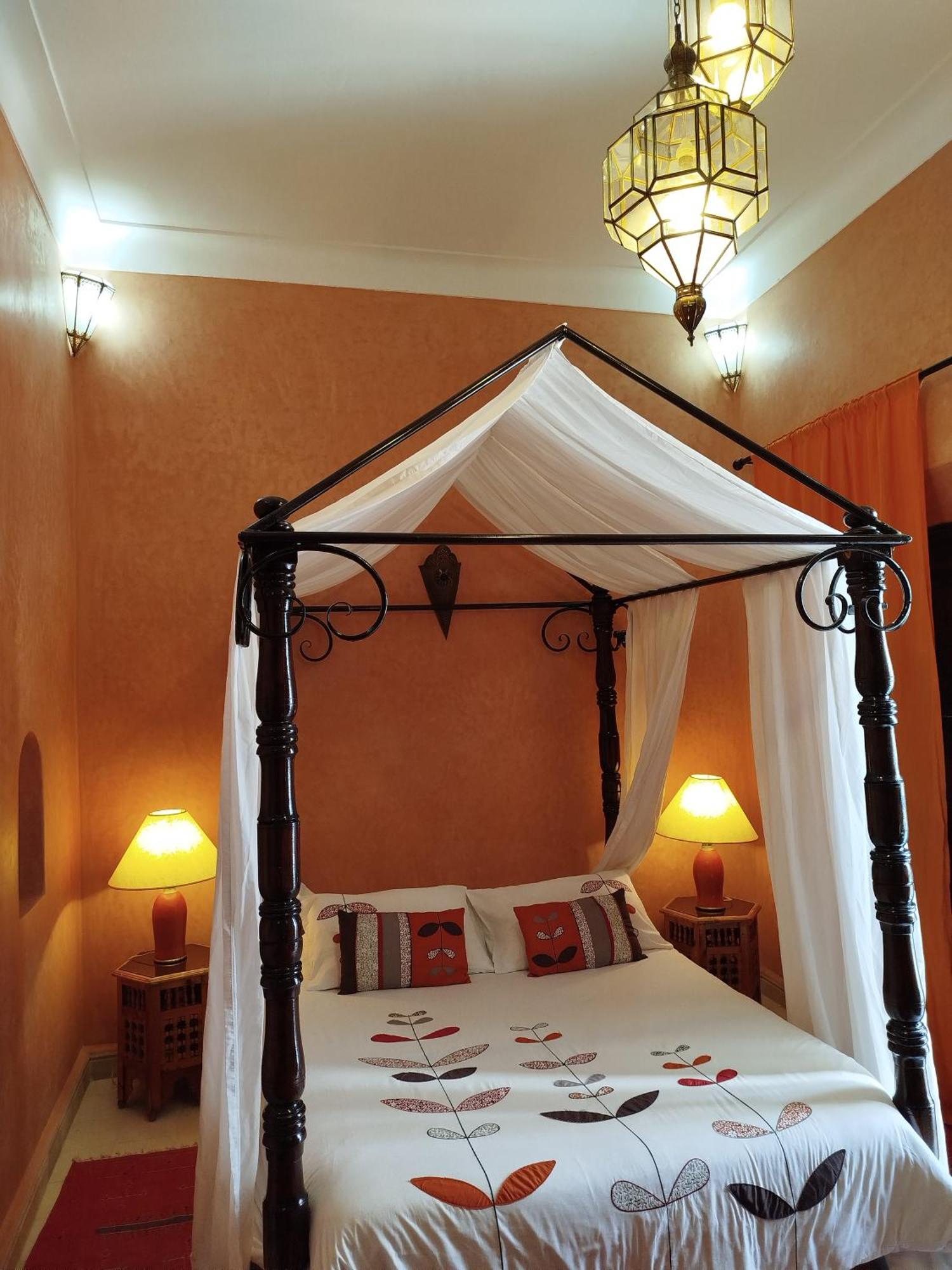 Riad Les Trois Mages Марракеш Экстерьер фото